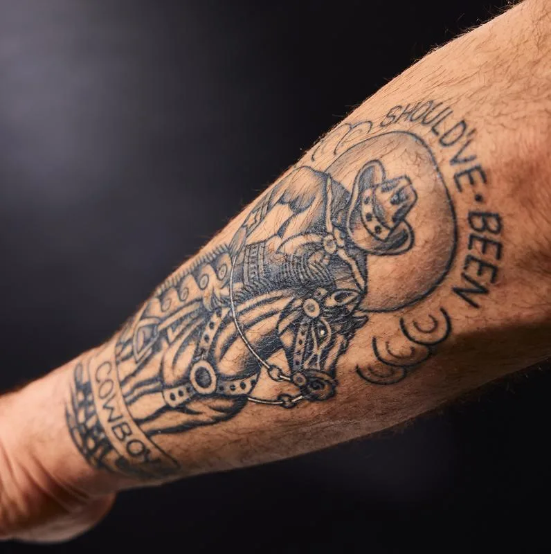 Gel Cuidado Tatuajes Hidratación Intensa Sin Residuo Efecto Frío 235ml